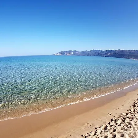 Апартаменты A Window On The Sea *